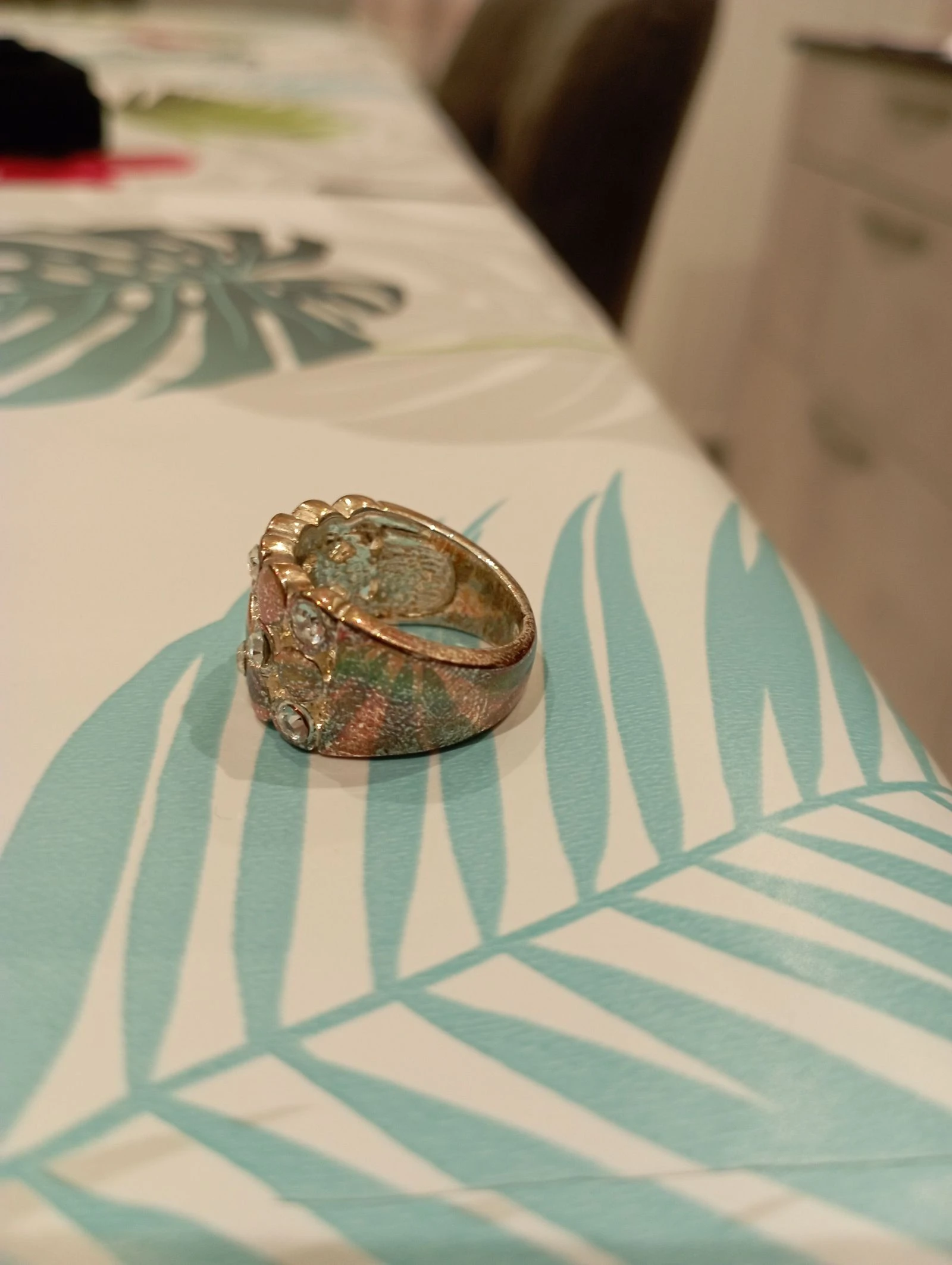 Gouden ring met strass – photo 6